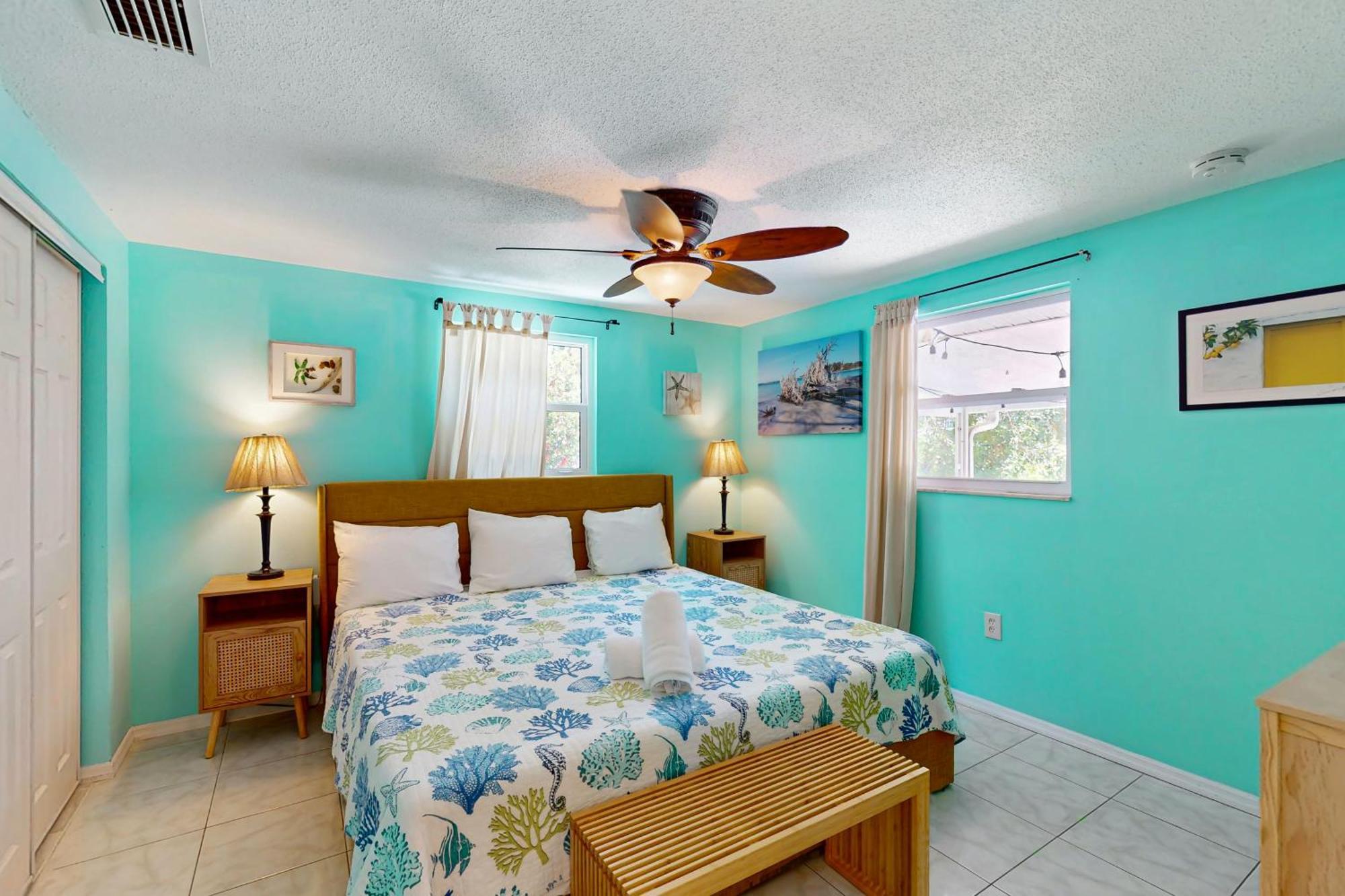 Getaway On Gladiolus Villa Anna Maria Luaran gambar